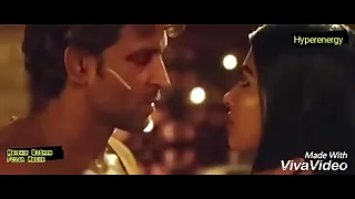 Hrithik Roshan coupled with Pooja Hegde Hot Nuzzle In the air Mohenjo Daro