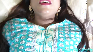 Helpless XXX Valentine&rsquo;s special Valentine special XXX indian porn in hindi