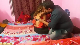 Indian paying guest fucks hot sexy madam at her home&excl; marked hindi audio